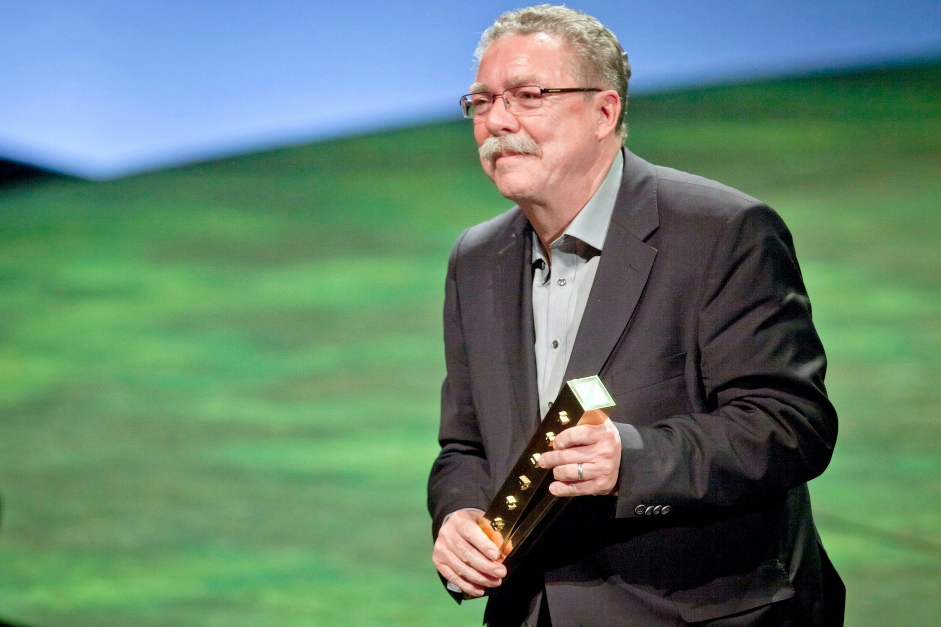 Wolfgang Engel wurde 2011 vom Deutschen Bühnenverein für sein Lebenswerk geehrt.