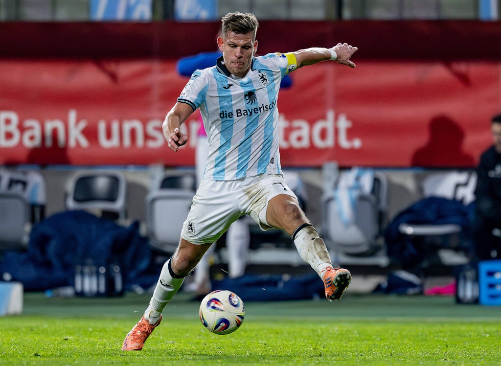 Niederlechner-im-L-wen-Gl-ck-nur-zwei-Tore-aber-Vertrag-verl-ngert