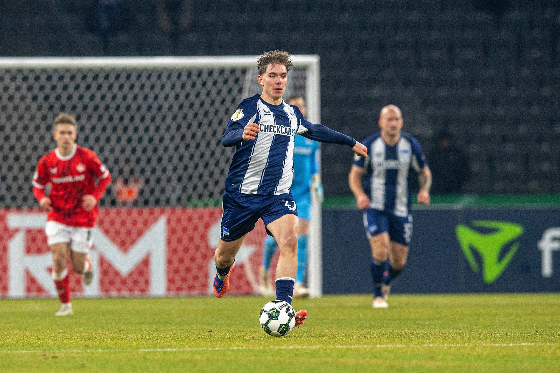 Wunderkind Kennet Eichhorn rennt bei der Bewertung der Hertha-Spieler allen davon.