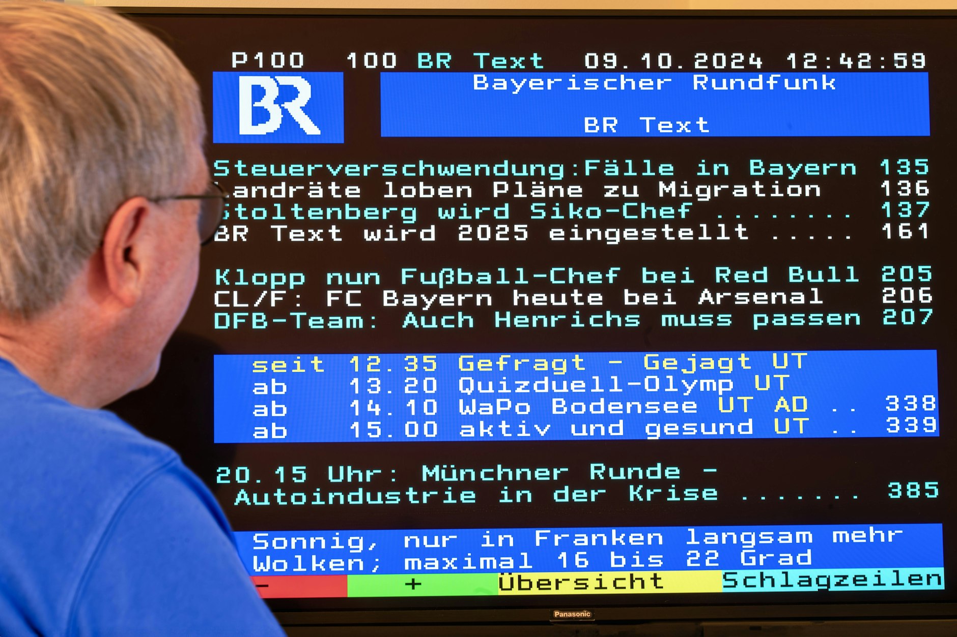 Vielen Menschen nutzen noch immer regelmäßig den Teletext. Manchmal findet man dort auch lustige, kleine Pannen.
