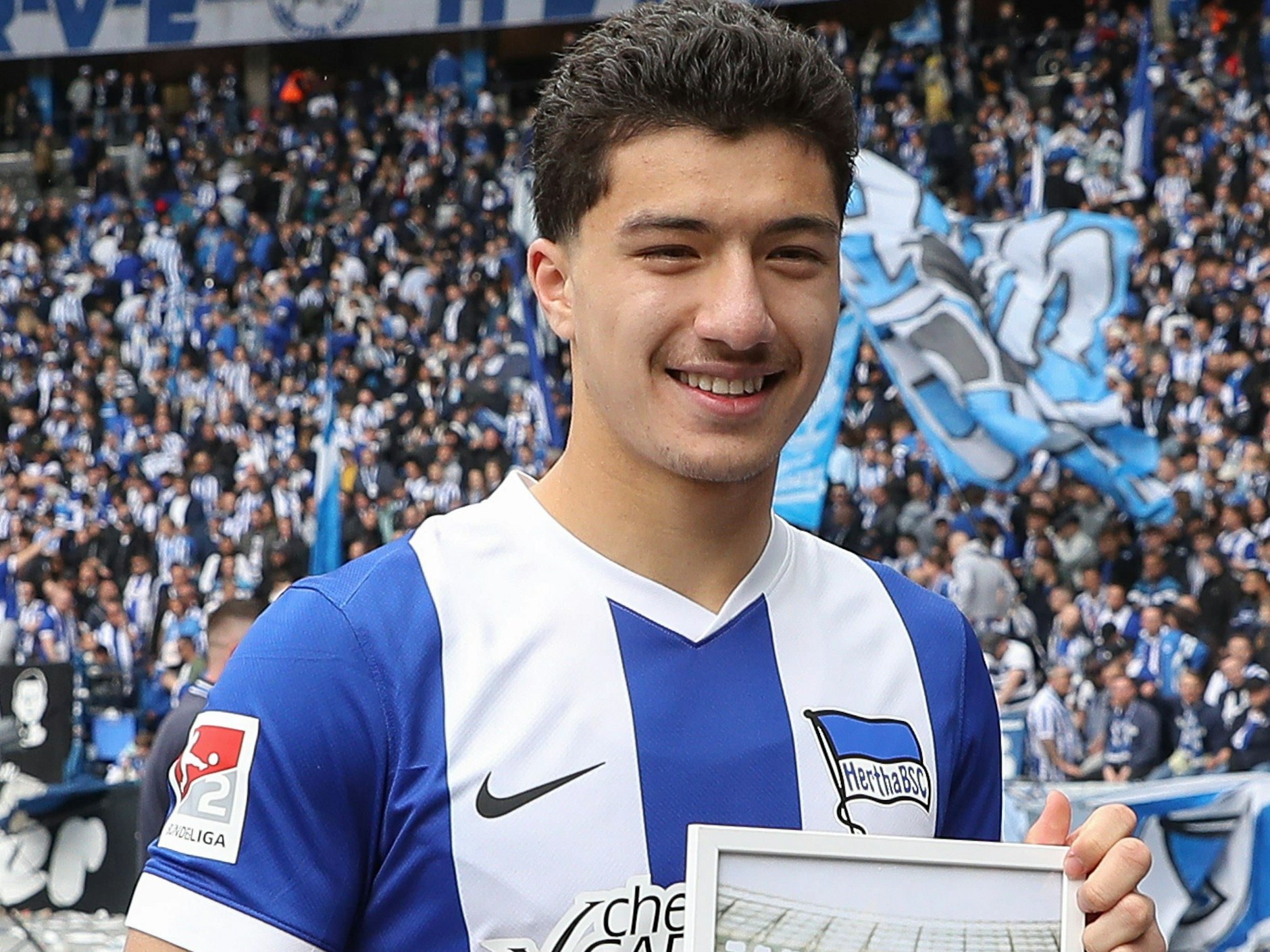 Am 18. Mai 2025 verabschiedete sich Ibo Maza von den Hertha-Fans in der Ostkurve. 