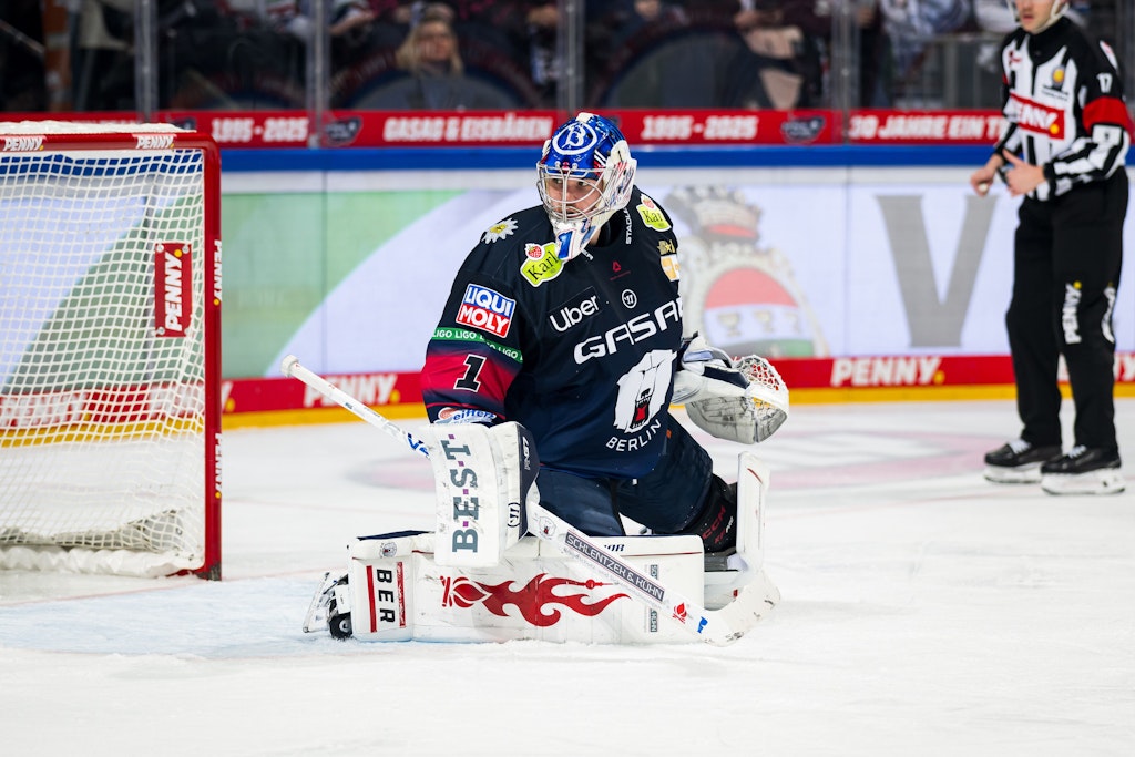 Drama-bei-den-Eisb-ren-F-chse-jubeln-und-Alba-stolpert-erneut