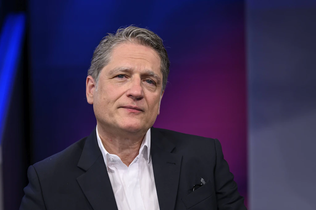 Jakob Augstein bei Paul Ronzheimer: „Spiegel Online ist ein Hort der Wokeness“