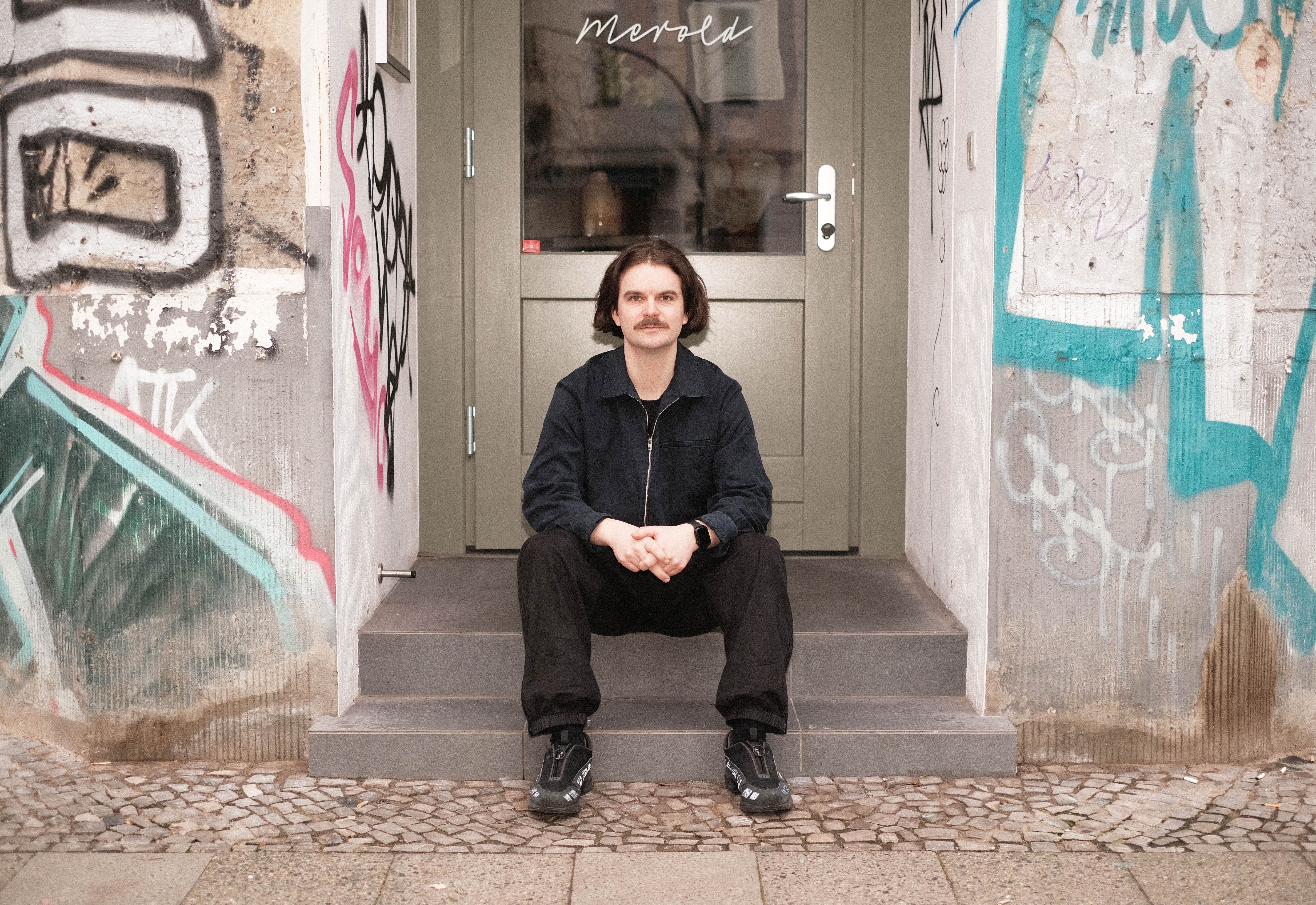 Neukölln macht es ihm nicht leicht: Doch Jonas Merold bleibt mit seinem Restaurant im Reuterkiez