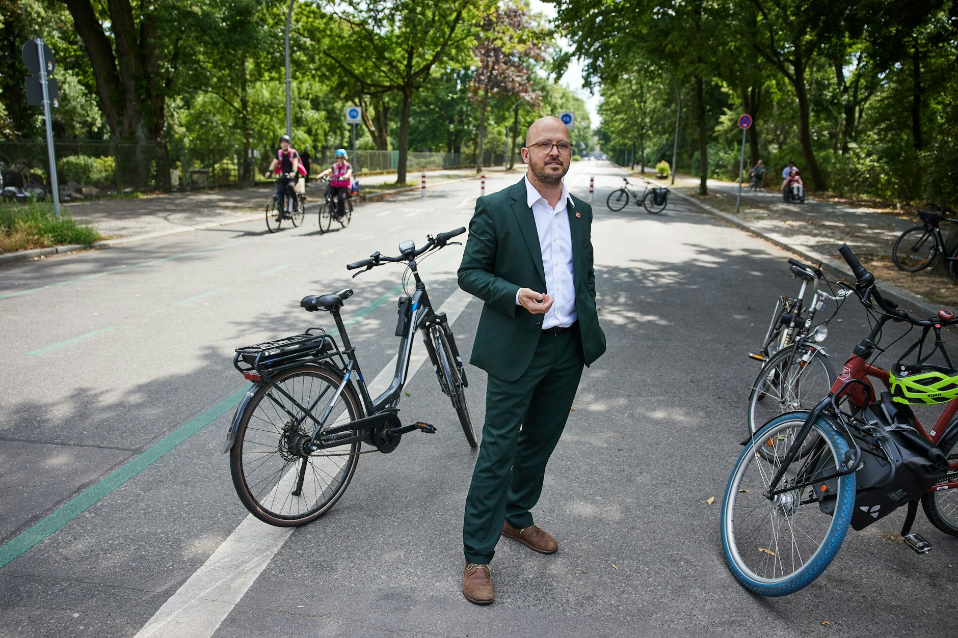 Bezirksstadtrat Christopher Schriner (Bündnis 90/Die Grünen) reagiert mit Verwunderung auf die Senatsverwaltung.