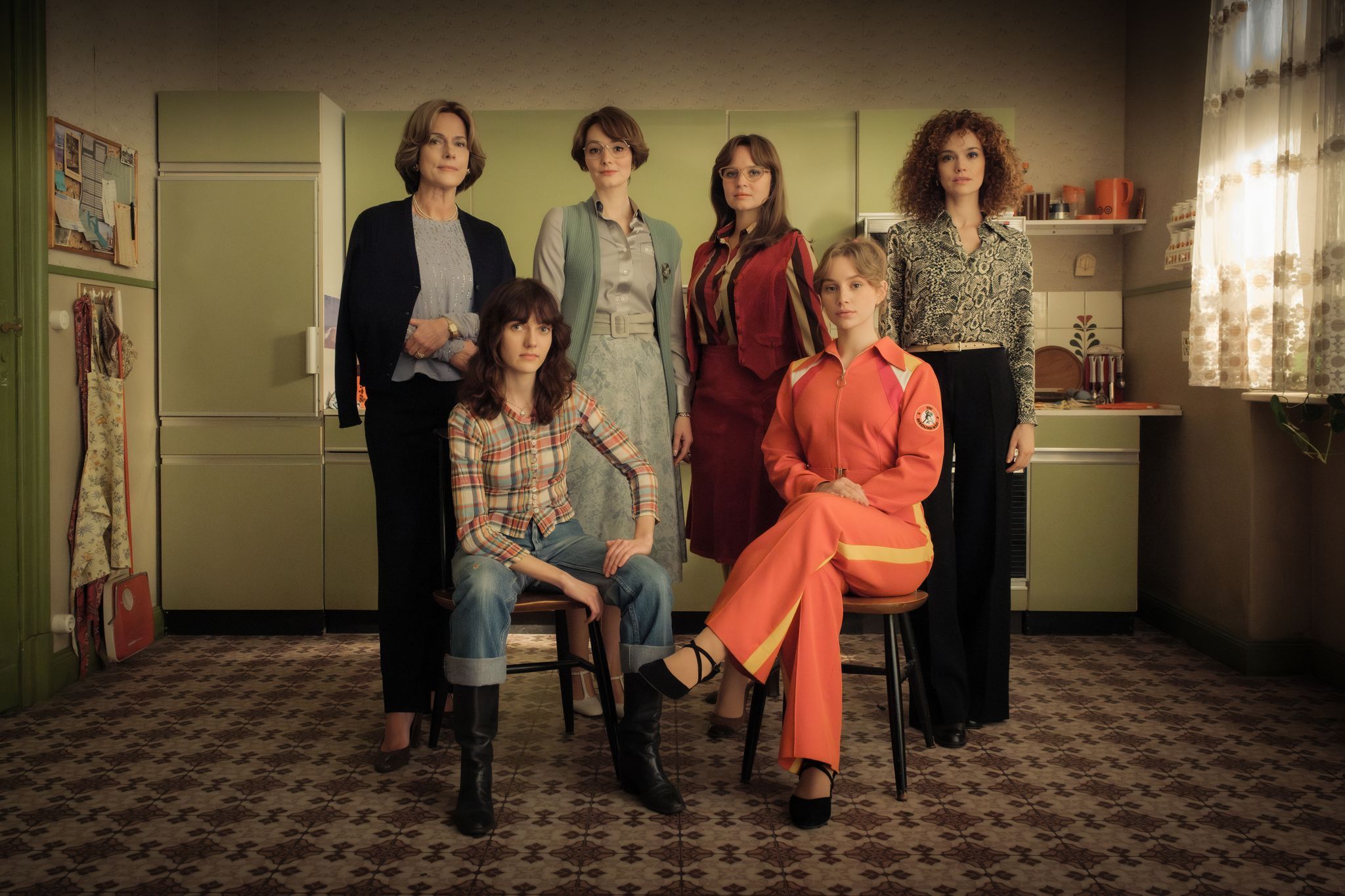 Im Westen Disco, im Osten Stasi: Das ZDF-Tanzschuldrama „Ku’damm“ springt ins Jahr 1977