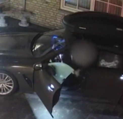 Image - Dieb klaut BMW mit Kindern – Vater jagt hinterher