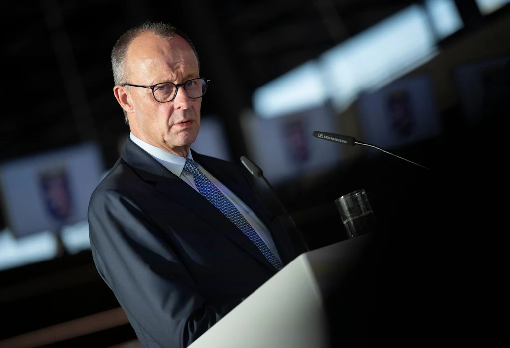 Merz evin kontrolünü kaybetti