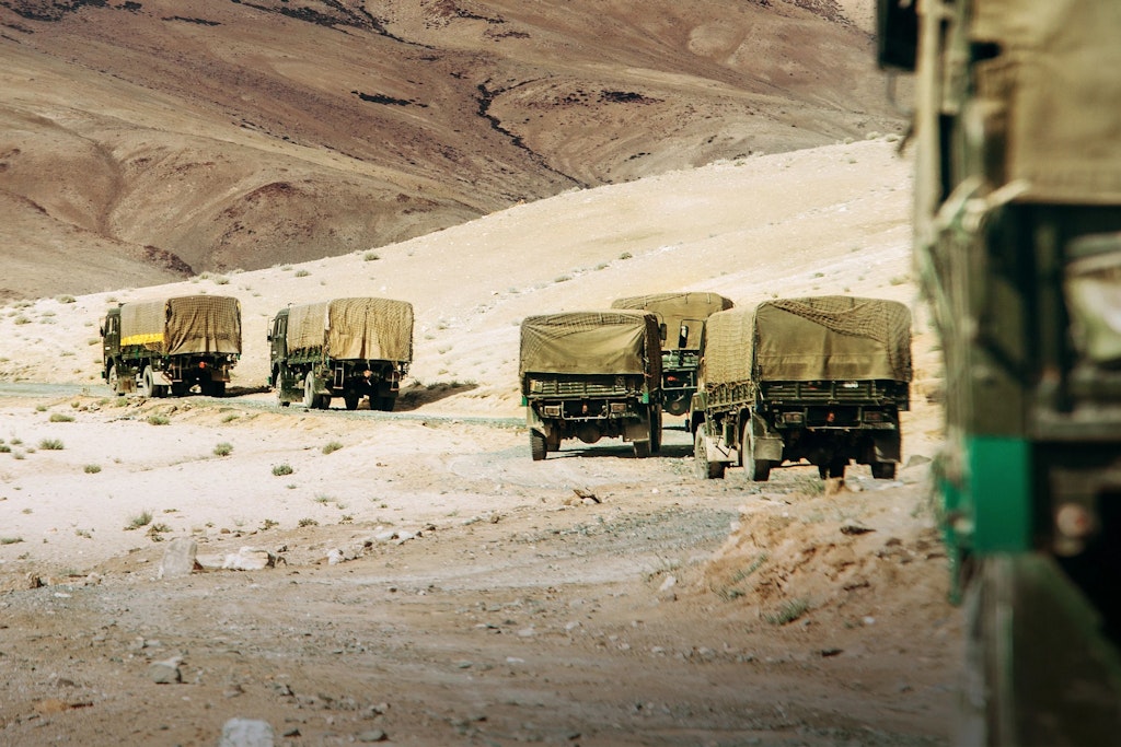 Indien baut Infrastruktur im Himalaya massiv aus, um China abzuschrecken - Bericht