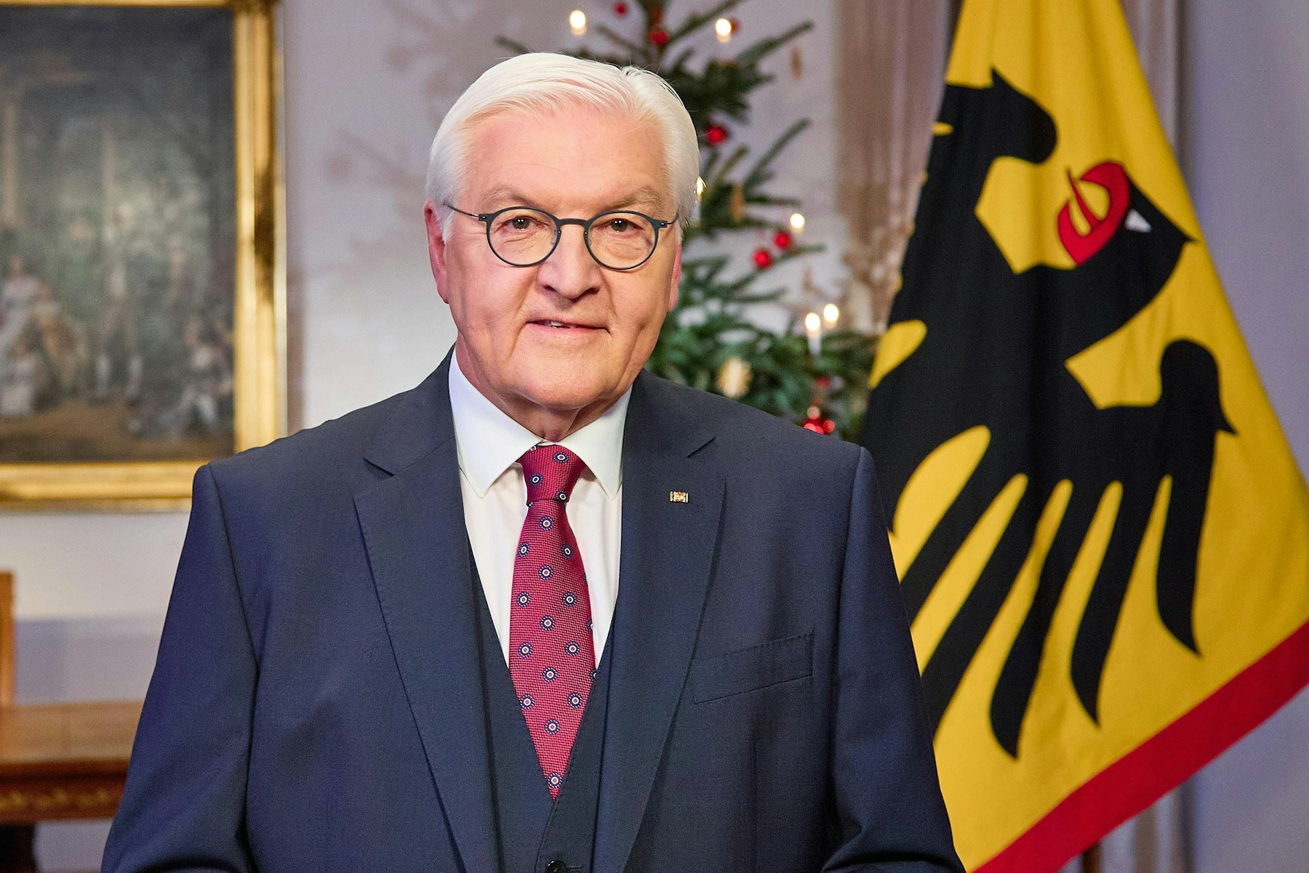 In seiner Weihnachtsansprache ruft Bundespräsident Frank-Walter Steinmeier zu Mut und Zuversicht auf.