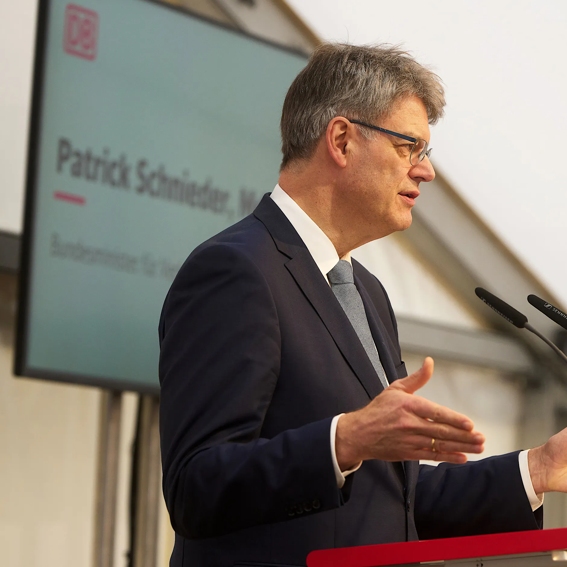 Luftverkehrssteuer: Flüge werden laut Bundesverkehrsminister nicht günstiger