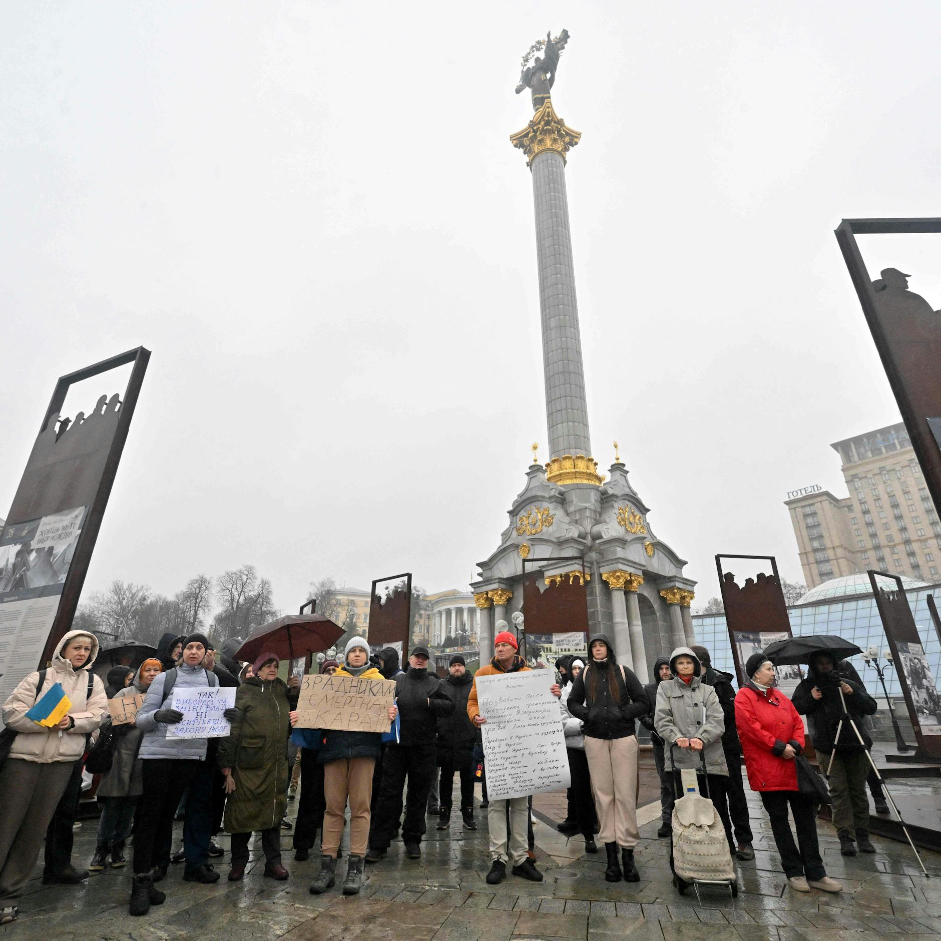 Image - Razzia gegen ukrainische Abgeordnete: Antikorruptionsbehörde versucht Parlament zu stürmen