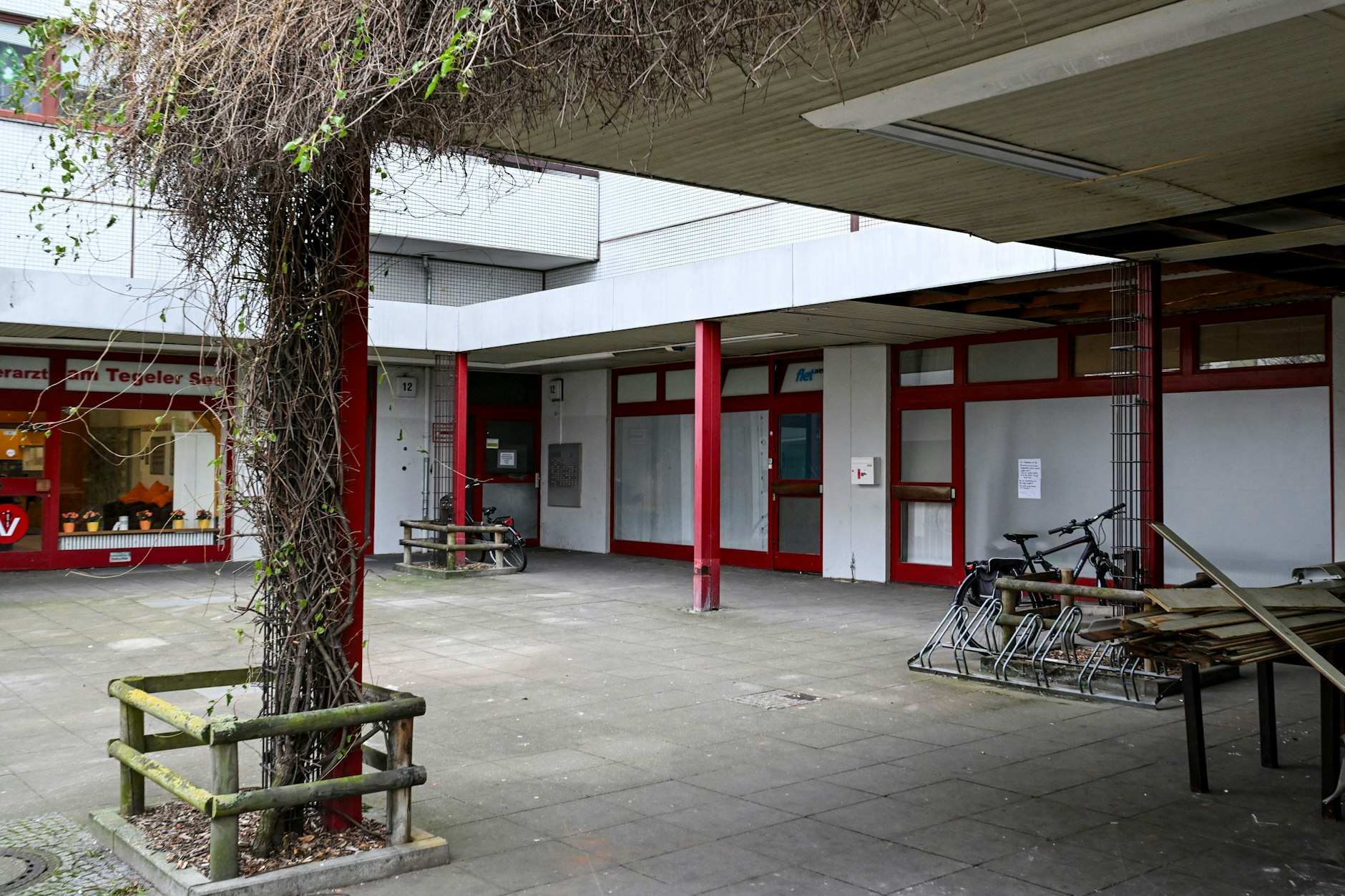 An diesem Ort in Tegel traf die Kugelbombe Necati.