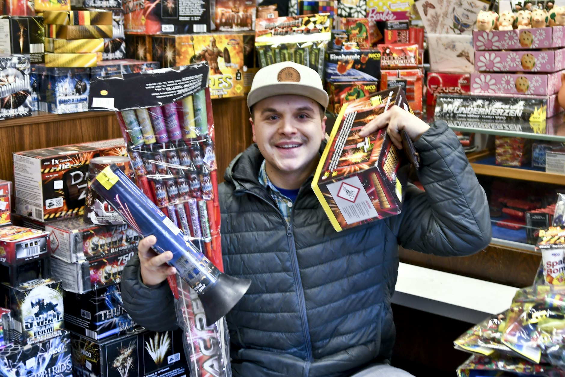 Ab Montag wird in ganz Deutschland Feuerwerk für Silvester verkauft. Aber: Wie findet man bei dem riesigen Angebot die richtigen Feuerwerkskörper? 