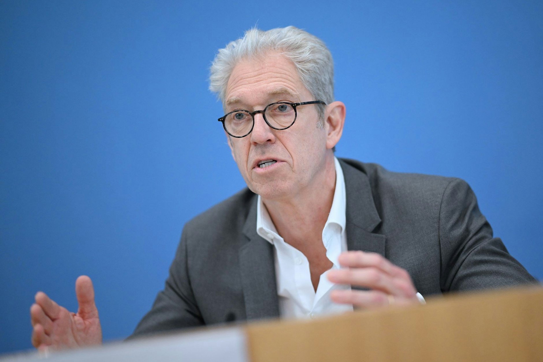 Andreas Gassen ist der Chef der Kassenärztlichen Vereinigung, fordert eine Kontaktgebühr pro Arztbesuch.