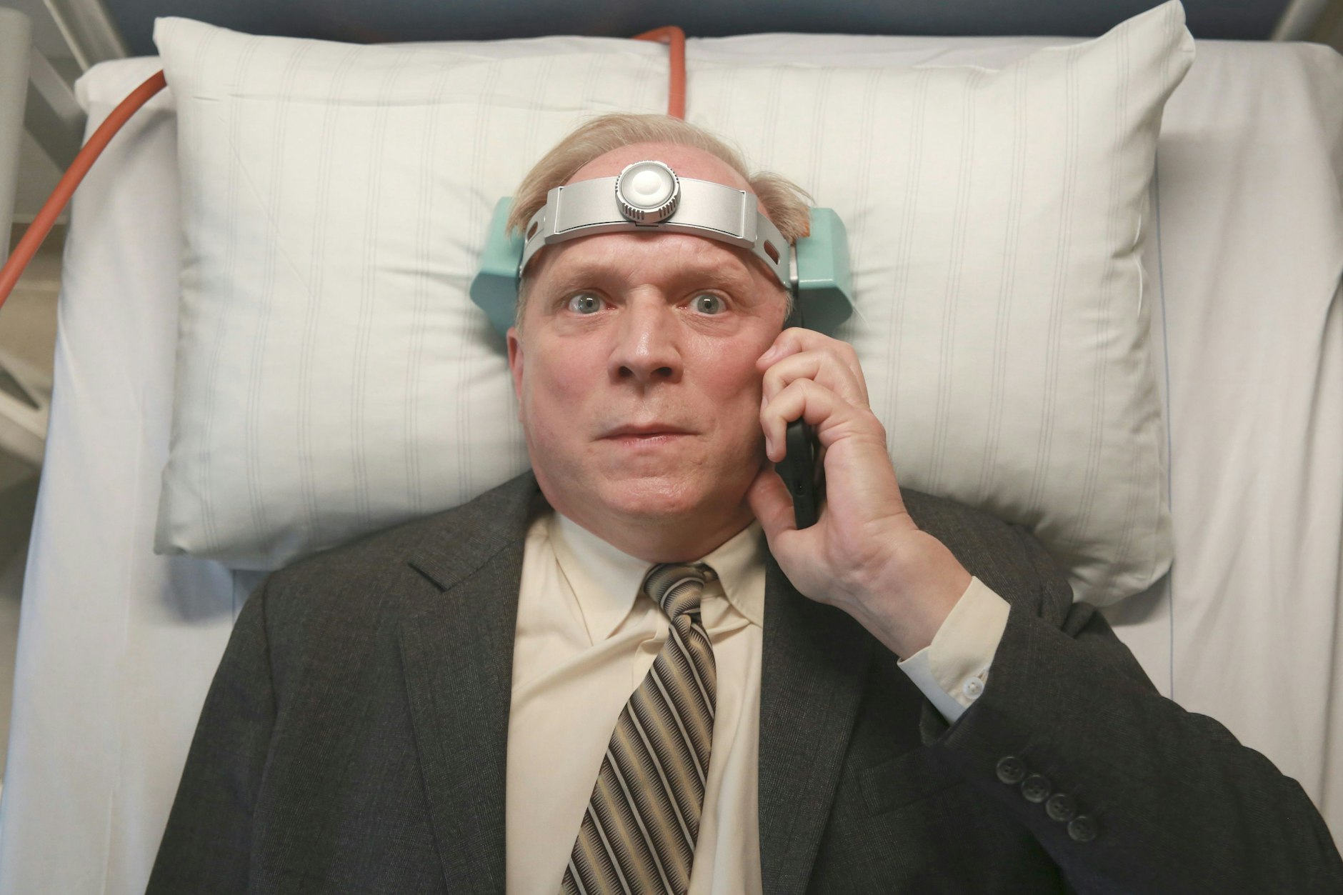 Felix Murot (Ulrich Tukur) dringt in die Psyche einer Frau im Koma ein.