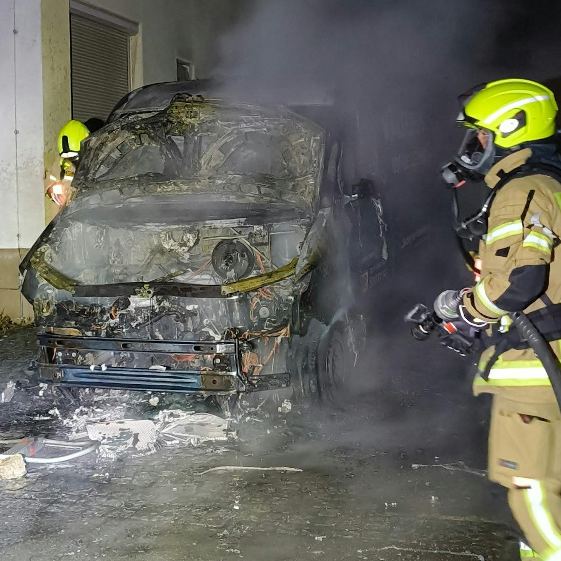 Feueranschlag auf Berliner Kältebus