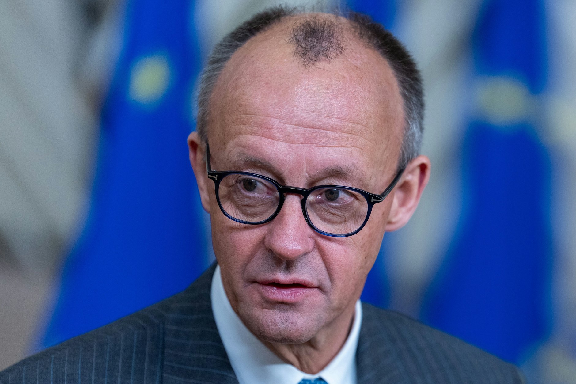 Bundeskanzler Friedrich Merz (70, CDU) sucht dringend Handwerker für das Kanzleramt.