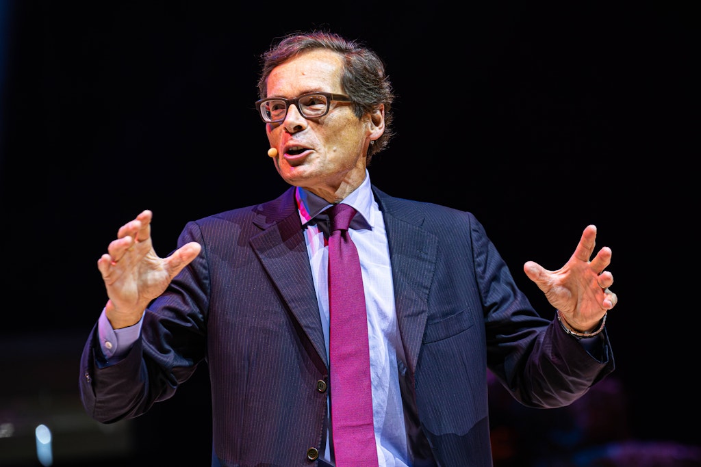 Brüssels schwarze Listen: Journalisten werden zur Zielscheibe – Ist Roger Köppel der nächste?