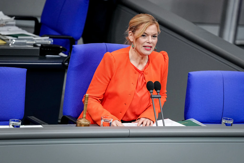 Klöckner für mehr Sicherheit im Bundestag: „Ich will hier keine Panik schüren, aber wir müssen vorbereitet sein“