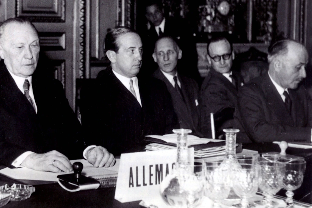 Adenauer und Jean Monnet am Abend vor der Gründung der Europäischen Gemeinschaft für Kohle und Stahl