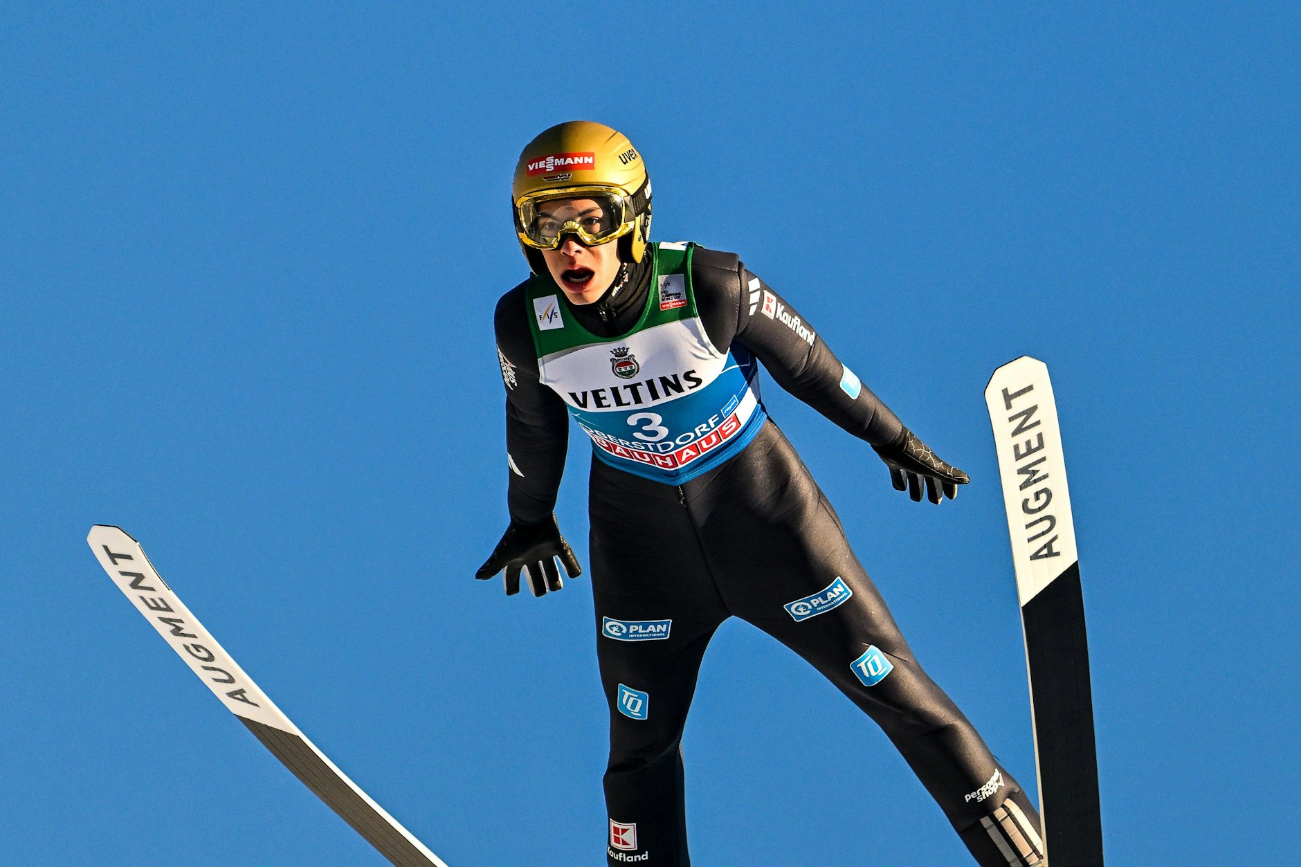 Max Unglaube aus Berlin startet bei der Vierschanzentournee. Seinen nächsten Einsatz hat er bei der Qualifikation zum Neujahrsspringen in Garmisch-Partenkirchen.