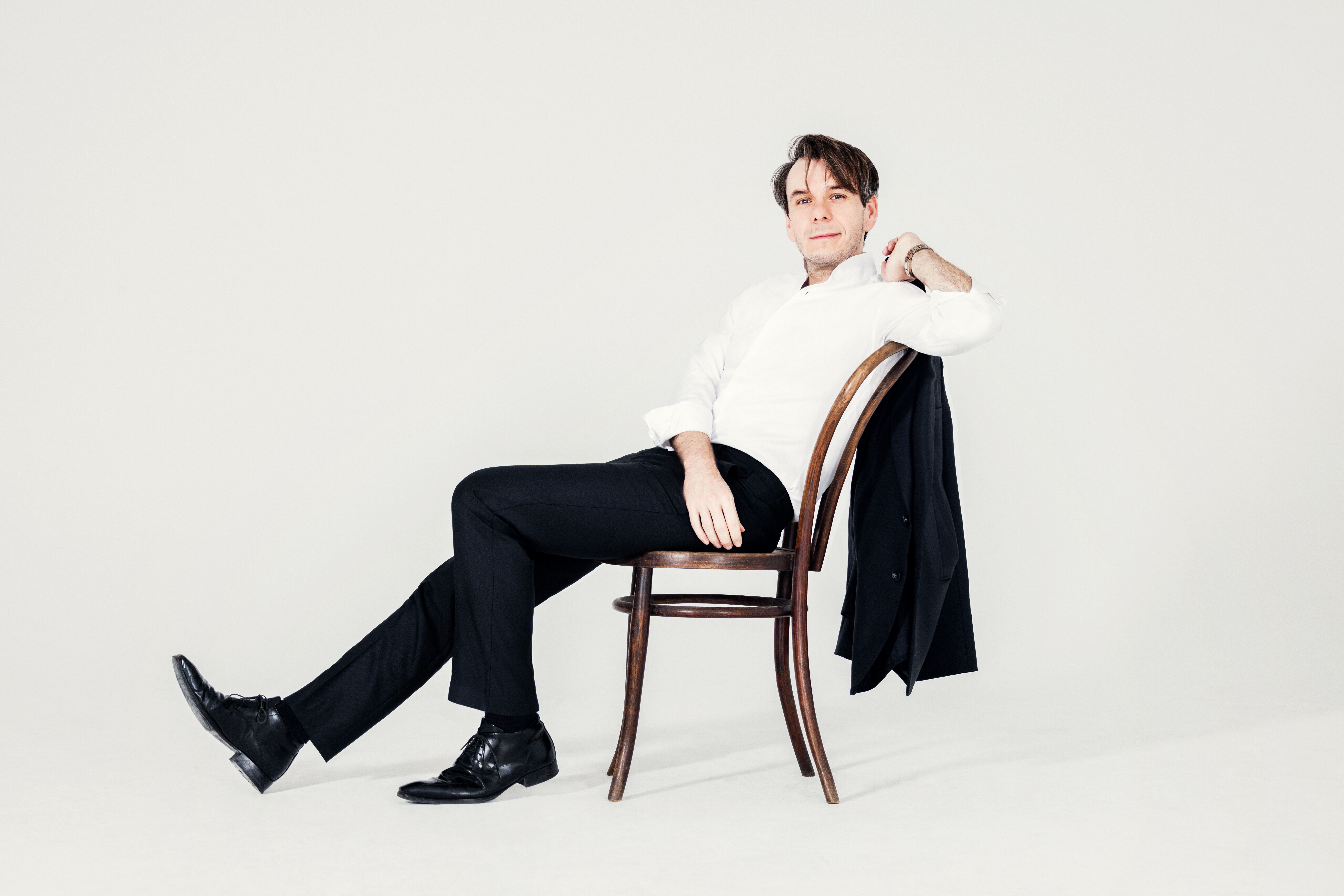 Aufschwünge mit Vorbehalt: Benjamin Bernheim singt das Silvesterkonzert der Berliner Philharmoniker