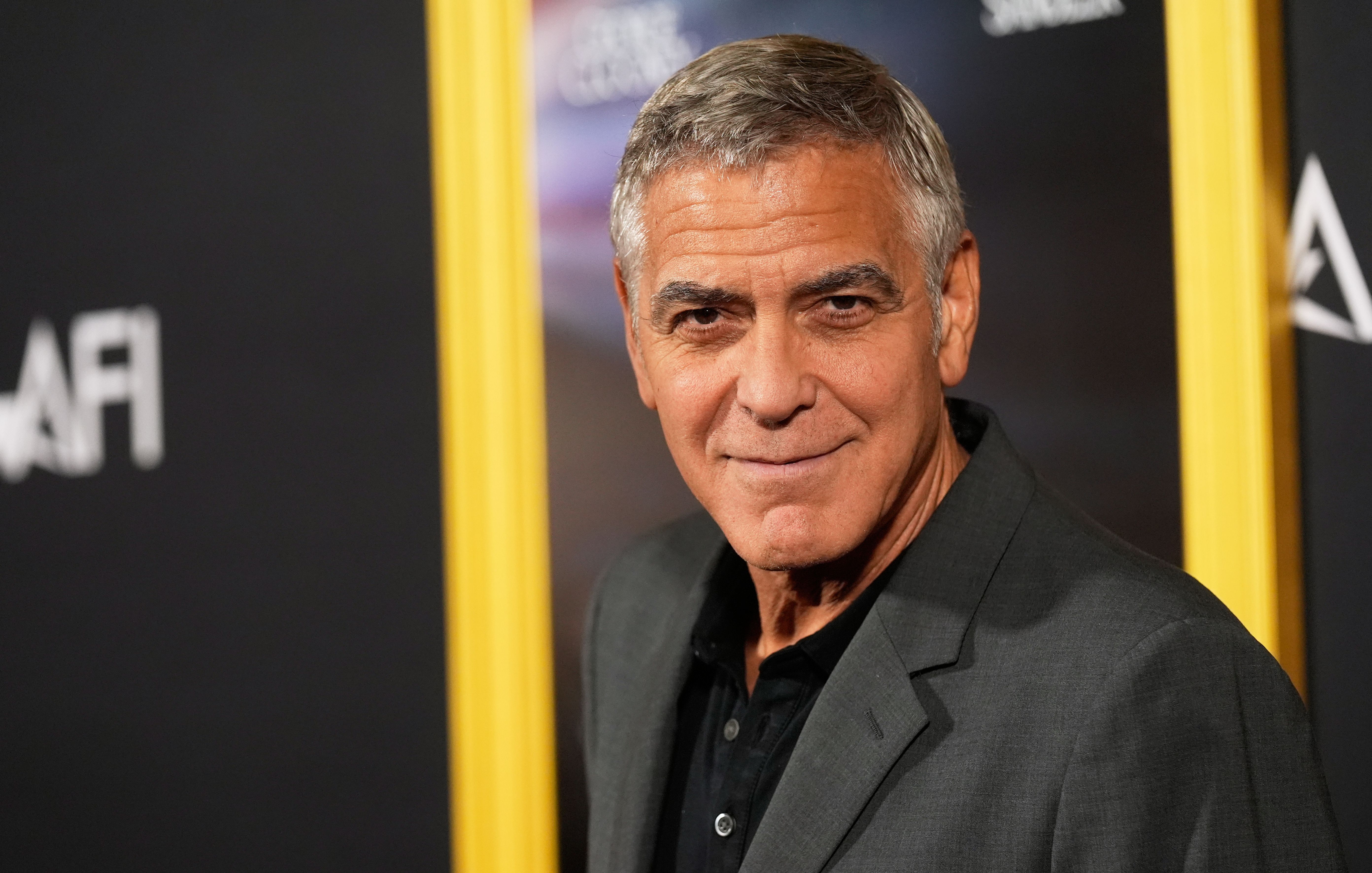 Hollywood-Star George Clooney und Ehefrau Amal sind jetzt Franzosen