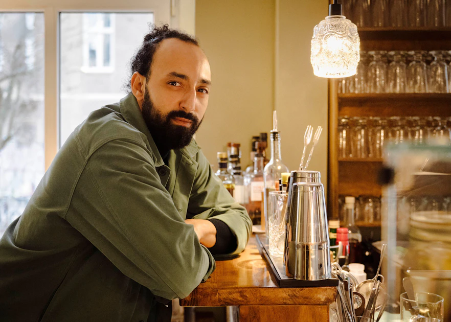 Barkeeper Mohamed Daoud: „Gäste müssen sich wieder trauen, Kritik zu ...