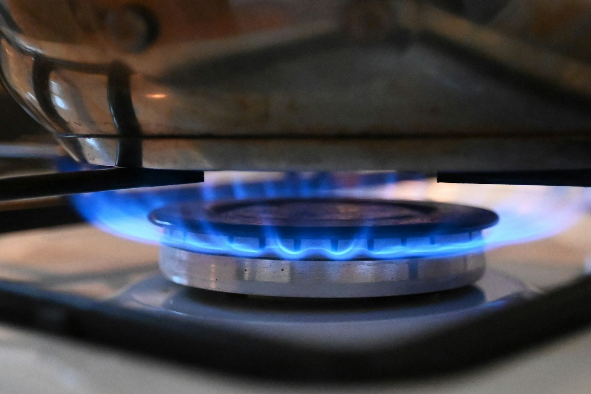 Ab 2026 entfällt die Gasspeicherumlage und die Gaskosten werden sinken.