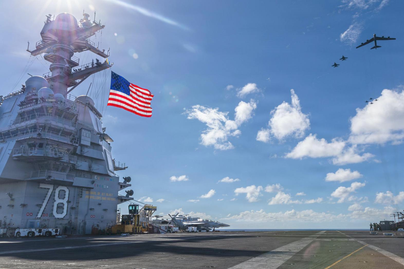 Bisher war die US-Präsenz wenig diplomatisch: US-Flugzeugträger