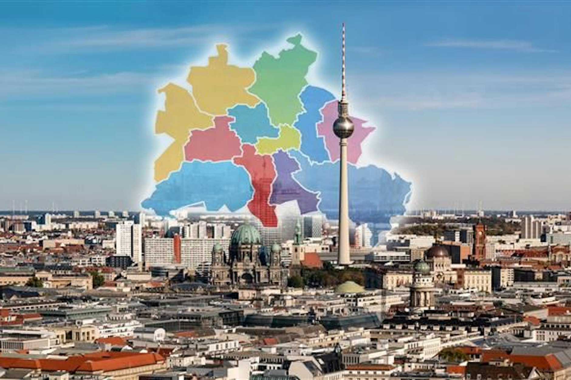 Seit der Bezirksgebietsreform von 2001 besteht die Hauptstadt aus zwölf Großbezirken.