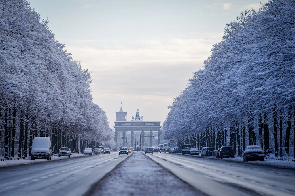 Glätte, Schnee und Windböen: So wird das Wetter an Silvester und Neujahr