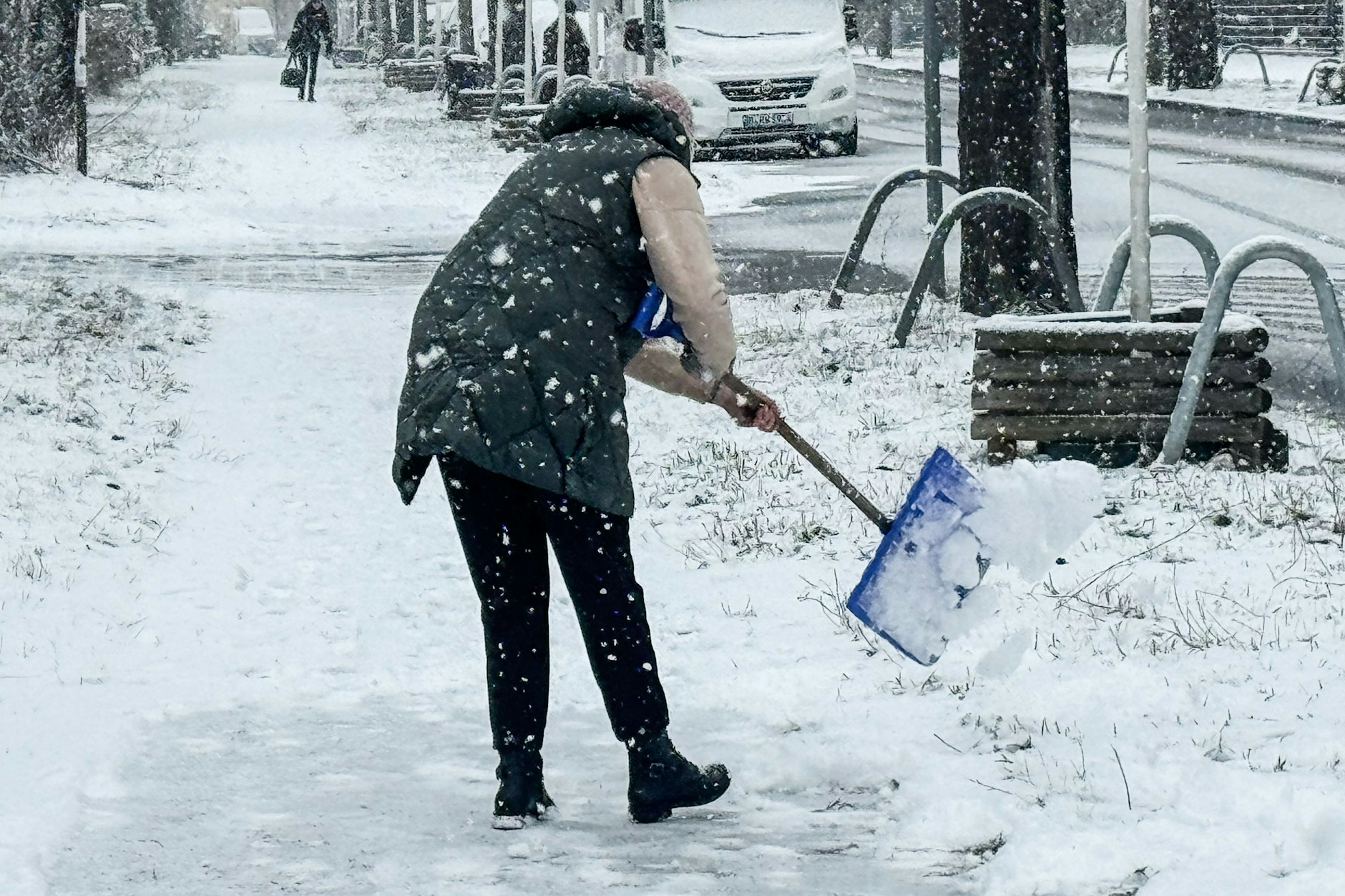 Der erste Schnee in Berlin: Am Silvestertag fielen bereits dicke, weiße Flocken vom Himmel. Ob das Schauspiel nur von kurzer Dauer ist?