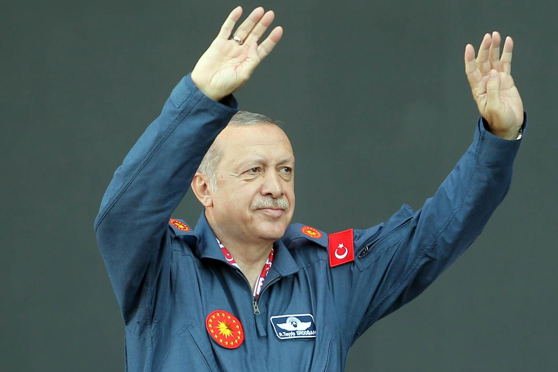 Der türkische Präsident Recep Tayyip Erdoğan auf der Flug- und Weltraummesse Teknofest in Istanbul.