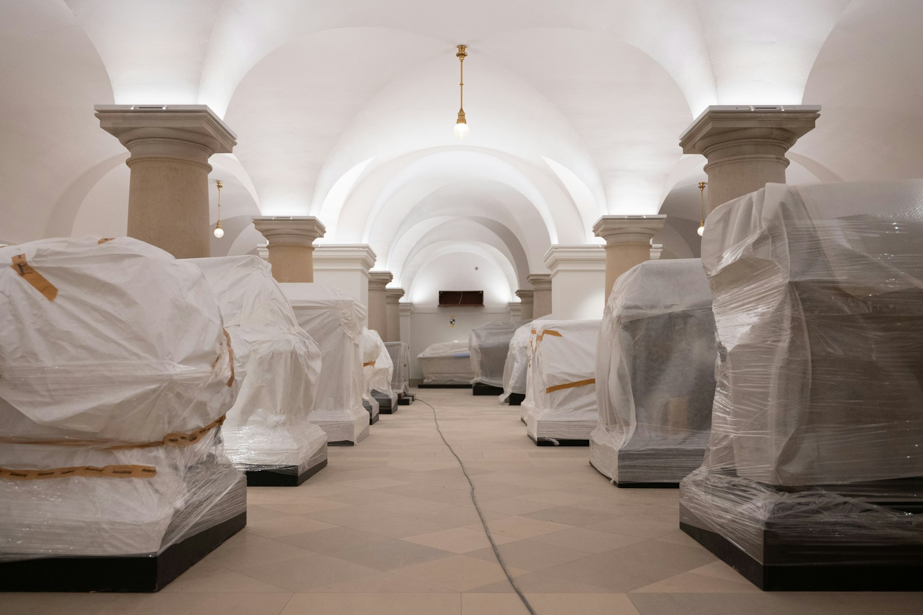 91 Sarkophage sind in die Hohenzollerngruft im Berliner Dom zurückgekehrt.