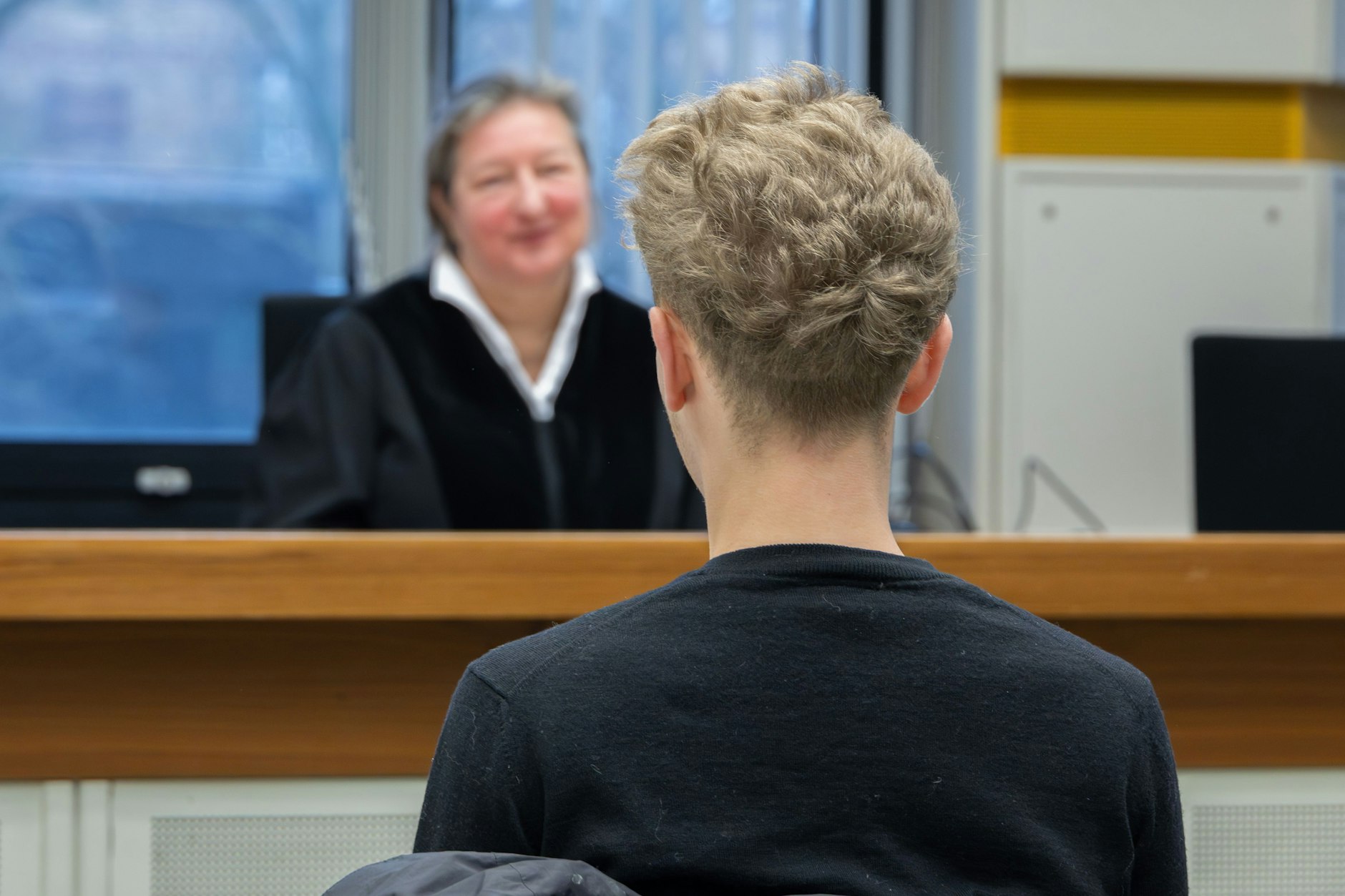 Alex T. vor Gericht.