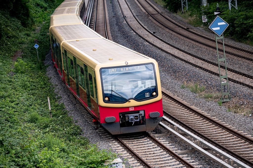 Ringbahn unterbrochen: Ersatzverkehr eingerichtet, Informationen für Fahrgäste