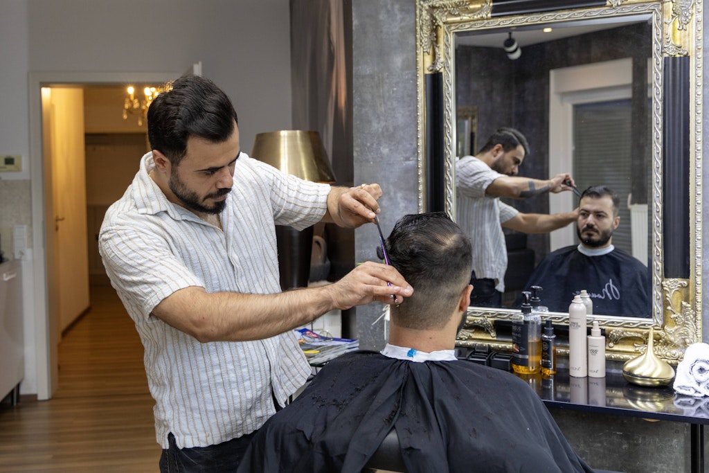 Mit Linienflügen: CSU plant, Mehrheit der syrischen Flüchtlinge abzuschieben