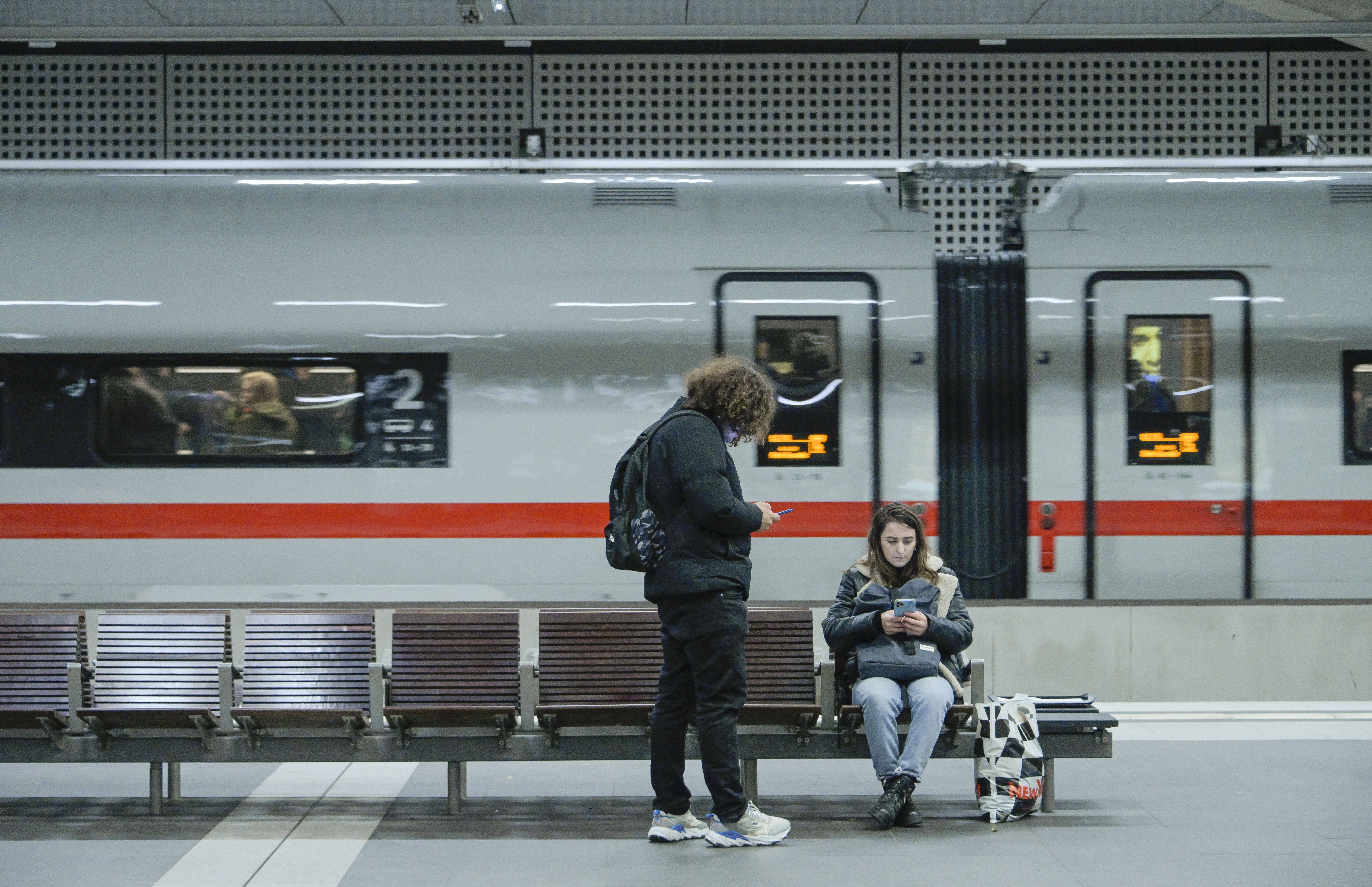 Albtraum Deutsche Bahn: Kälte, Chaos, Zug verpasst – und dann platzt mir der Kragen