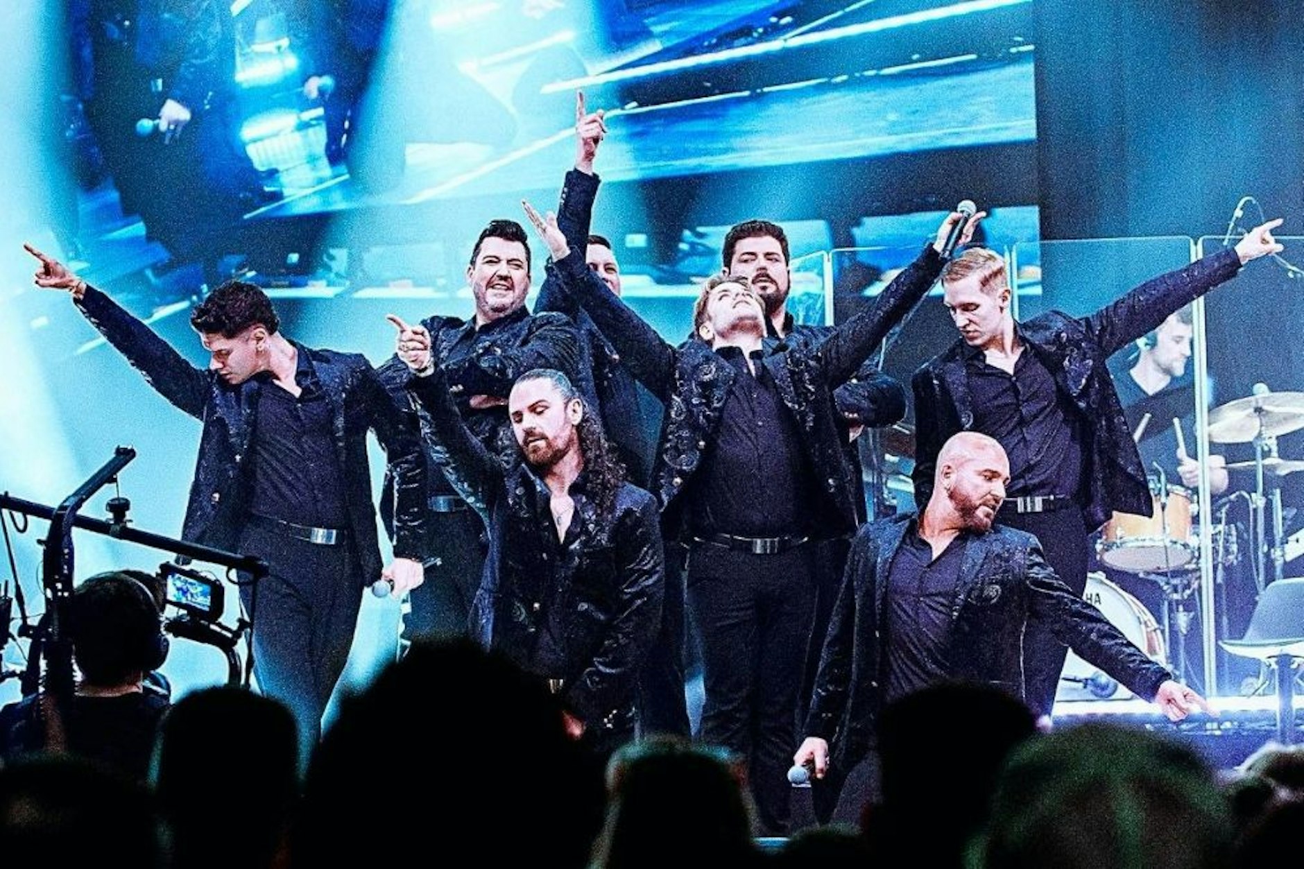 Die neue Show-Sensation Europas feiert Premiere im Estrel Showtheater. Internationale Tenöre, große Emotionen und eine mitreißende Liveband. Hingehen!