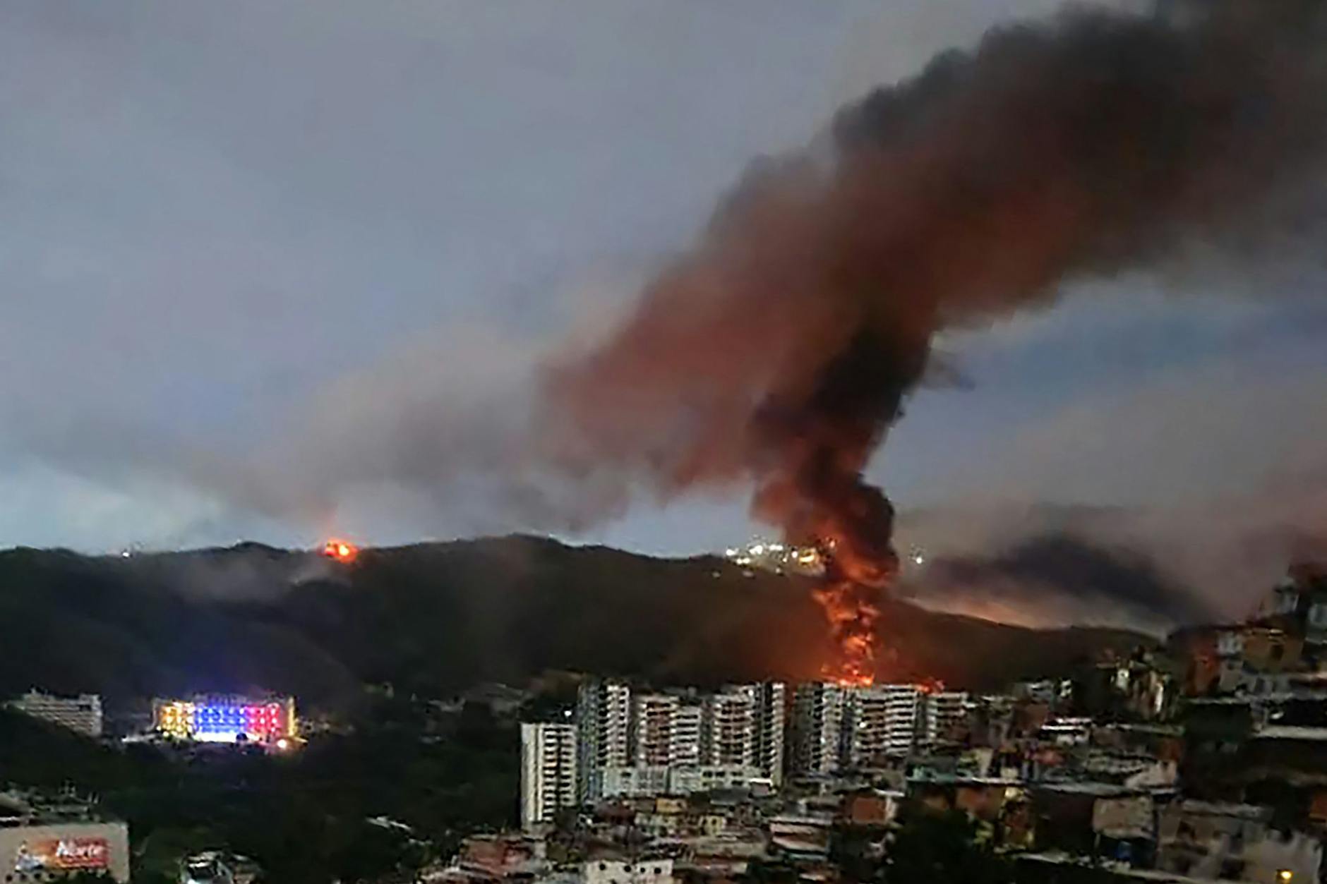 Bei der militärischen Operation landeten die USA massive Treffer in Caracas.