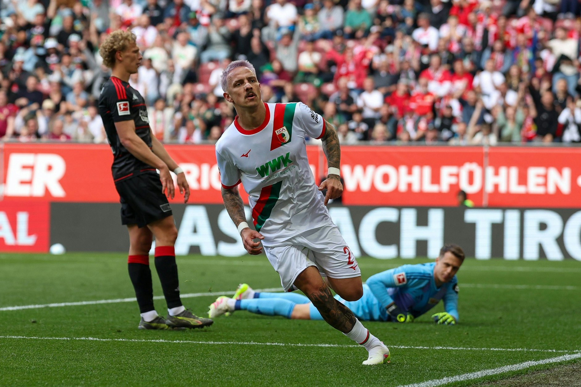 Stürmer Phillip Tietz traf vergangene Saison für den FC Augsburg gegen den 1. FC Union. Jetzt wechselte er zu Mainz 05.