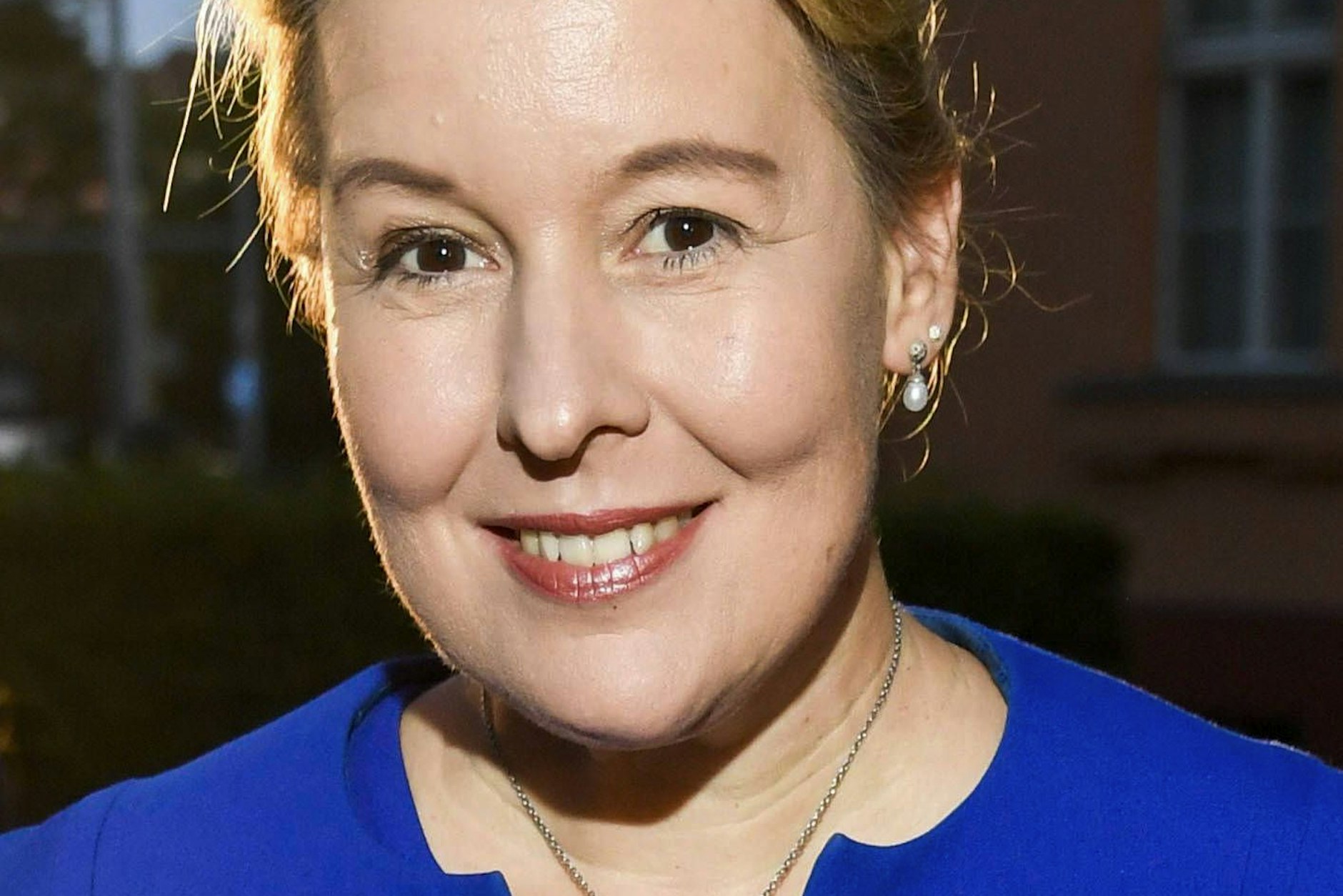 Nach Angaben von Wirtschaftssenatorin Franziska Giffey (SPD) könnte der Schaden an der Stromleitung erst in fünf Tagen behoben sein.