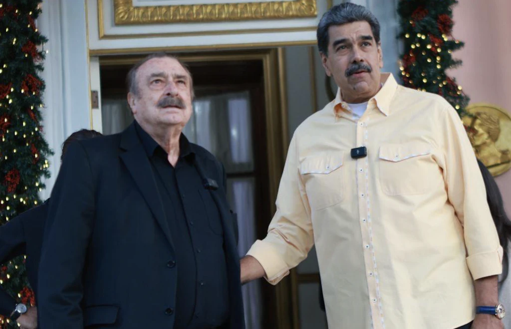 Maduro Caracas'ta dolaşırken ABD onu kaçırmaya hazırlanıyordu