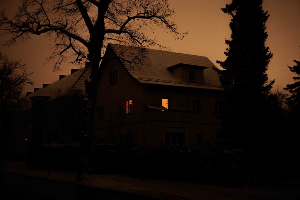 Stromausfall in Berlin: Rohre platzen, Wände schimmeln, Einbrüche drohen – was Betroffene jetzt tun…