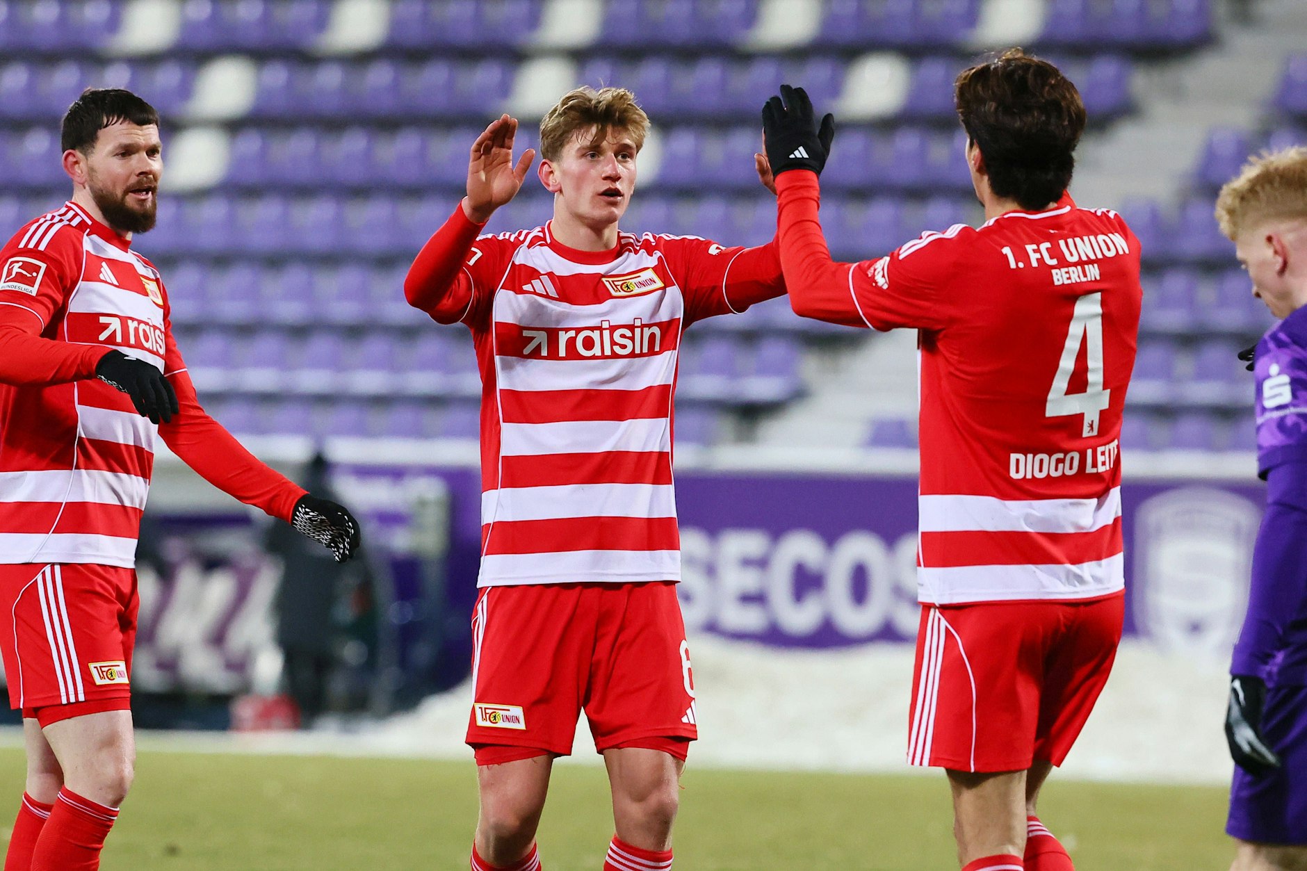 Aljoscha Kemlein traf zum frühen 1:0 für den 1. FC Union Berlin in Aue. Der Mittelfeldspieler hatte danach noch weitere gute Chancen.
