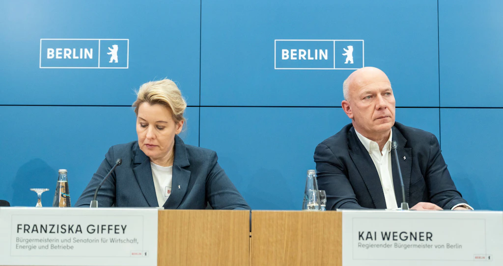Berliner Südwesten nach Stromanschlag: „Die Täter nehmen bewusst in Kauf, dass Menschen mit Leib und Leben zu Schaden kommen“