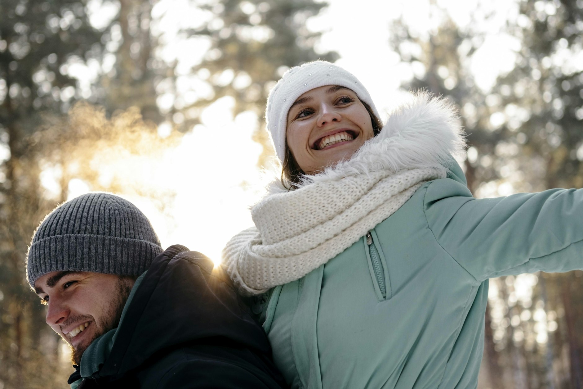 Laut Horoskop liegen heute Spaß und Dynamik in der Luft.