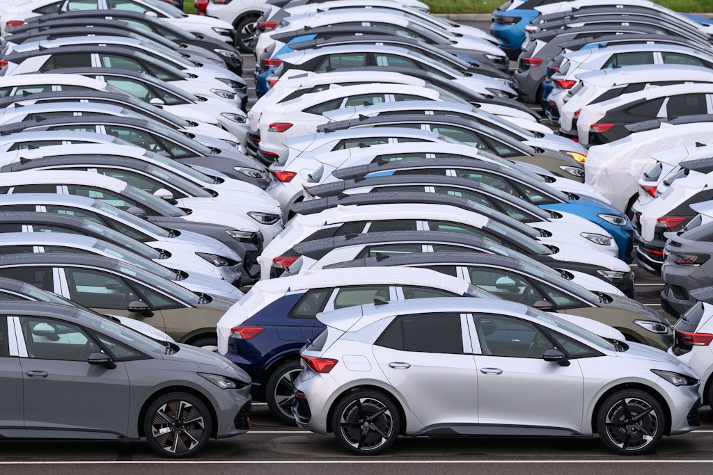 Neuwagenmarkt: Mehrheit der zugelassenen Fahrzeuge ist elektrisch